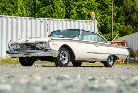 1960 Ford Galaxie Starliner Club Victoria