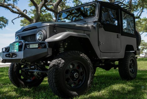 1973 Toyota Land Cruiser ICON FJ40