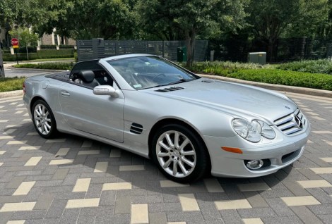 31k-Mile 2007 Mercedes-Benz SL550
