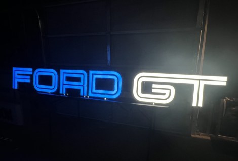 Illuminated Ford GT Sign
